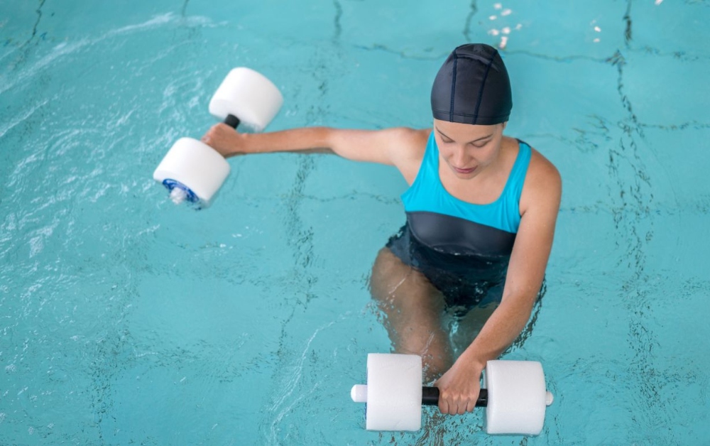 Como a hidroterapia auxilia na recuperação após lesões ou cirurgias